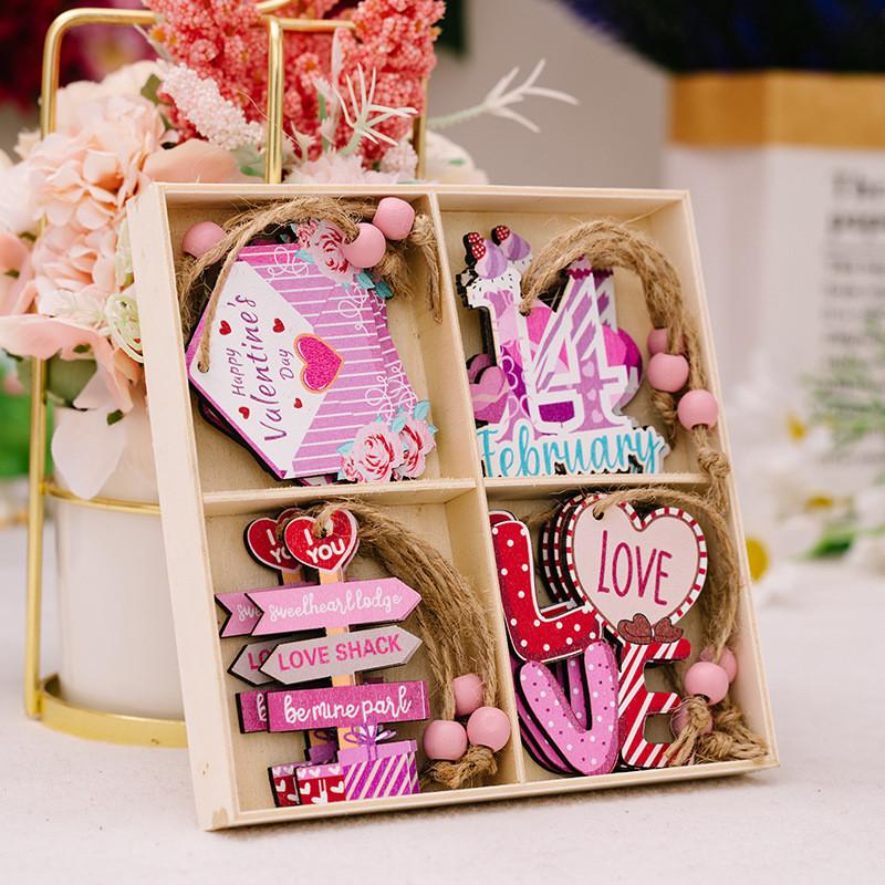 Charming Pink Wooden Valentine's Day Hanging Decor With Creative Heart Design Set