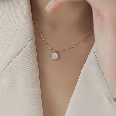 S925 Sterling Silver Square Fritillary Necklace Women's Light Luxury French Elegance Special-Interest Design Square Clavicle Chain Pendant