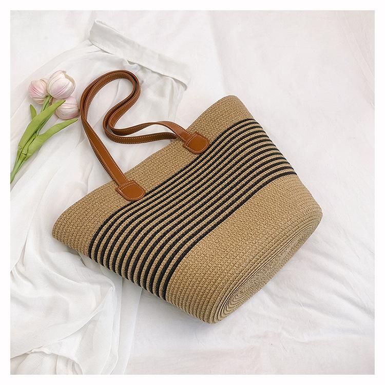 

Straw bag women s summer 2025 new beach seaside outdoor vacation large-capacity high-end shoulder bag