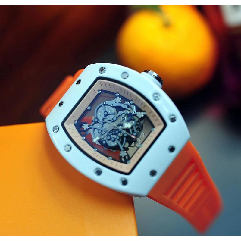 Montre ajourée, Richard Thoroughly, montre universelle pour hommes et femmes
