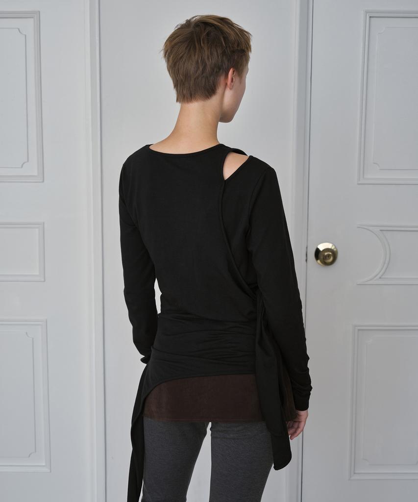 Simeteuligpeosenteu Knotted Layered Long Sleeve / Black