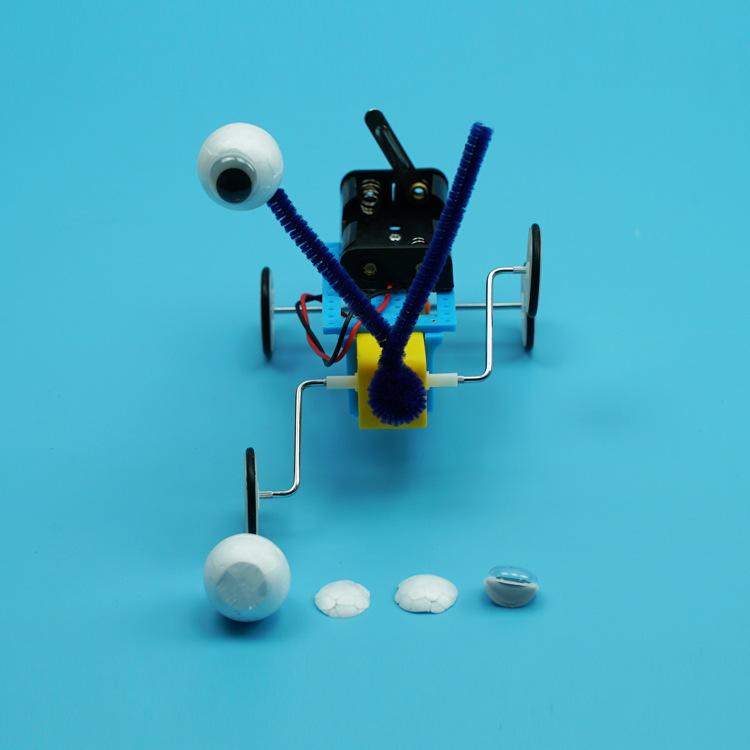 Wissenschaft und Technologie Kleine Produktion DIY Elektrische Maschine Raupenroboter Kleine Erfindung Wissenschaftliches Experiment Manuelles Arbeitsmaterialpaket