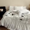 Vintage French Large Ruffles Black Bow Princess Bedding Set Duvet Cover Set Flat/Fitted Bed Sheet Pillowcases Pillowcases 4Pcs