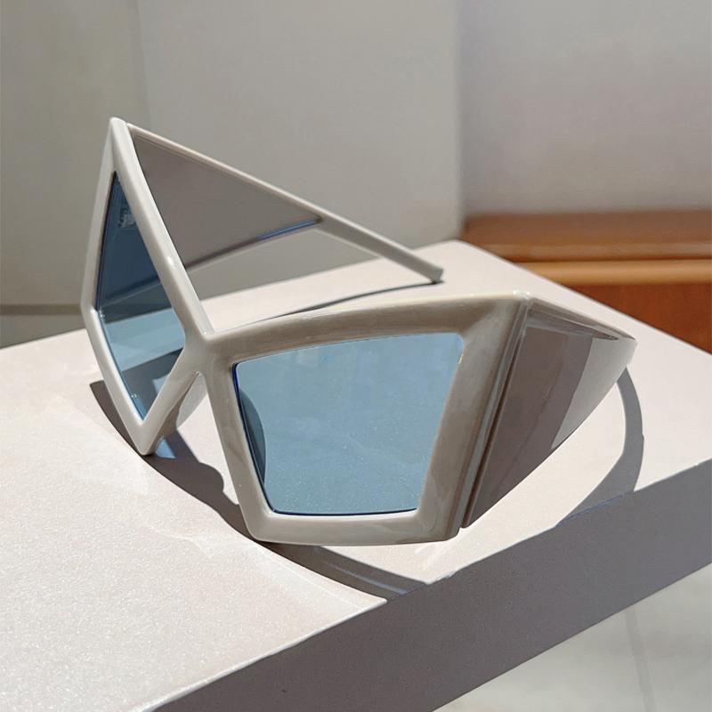 Oversized Cat Eye Sunglasses Women New Fashion Multi-color Hip-hop Sun Glasses Trendy Brand Design Beach Vacation Shades