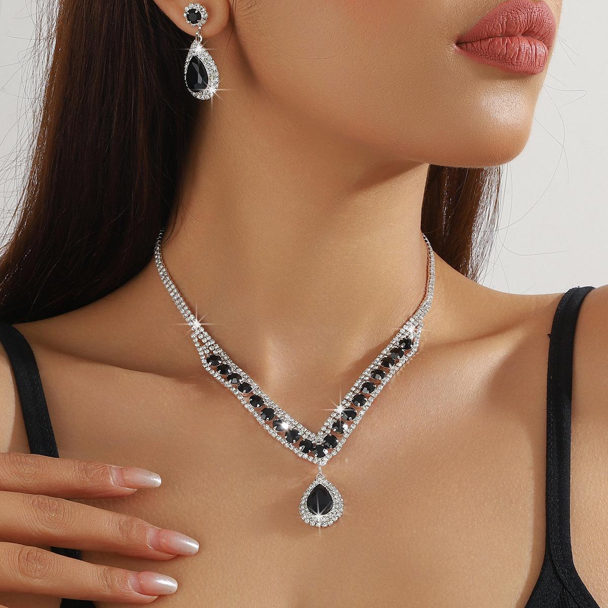 

Взрывной тяжелый промышленный блестящий стразовый бахромчатый набор колье и серег, свадебные украшения