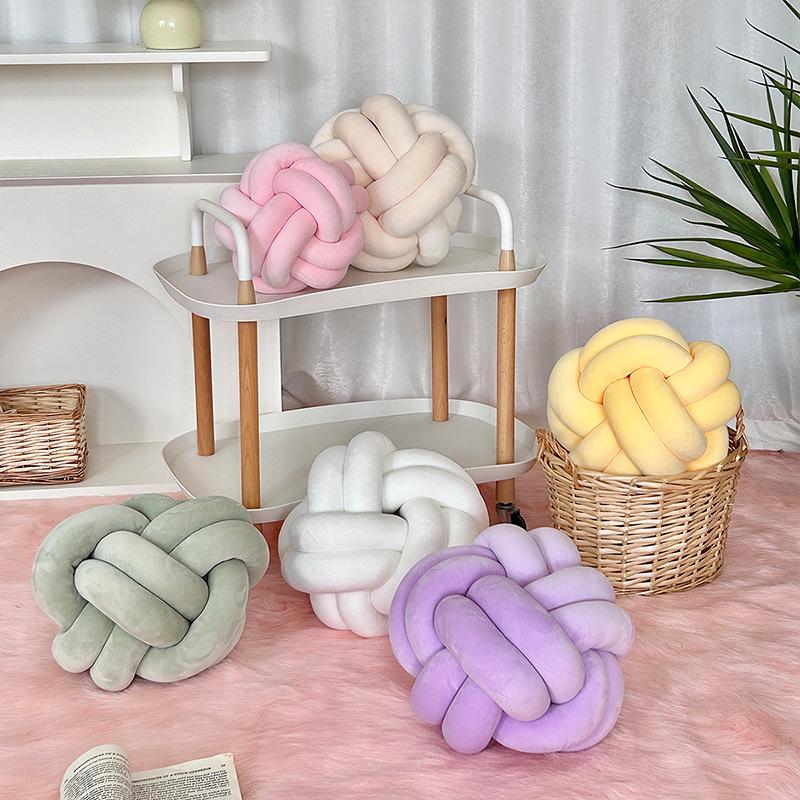 Handwoven European Minimalist Knot Ball Throw Pillow - Sofa & Bay Window Cushion