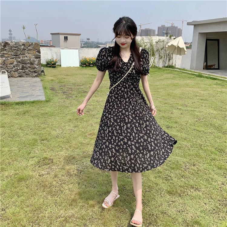 2024 Elegant Floral Midi Dress: Slimming A-Line with Waist-Cinched, Tummy-Concealing Design