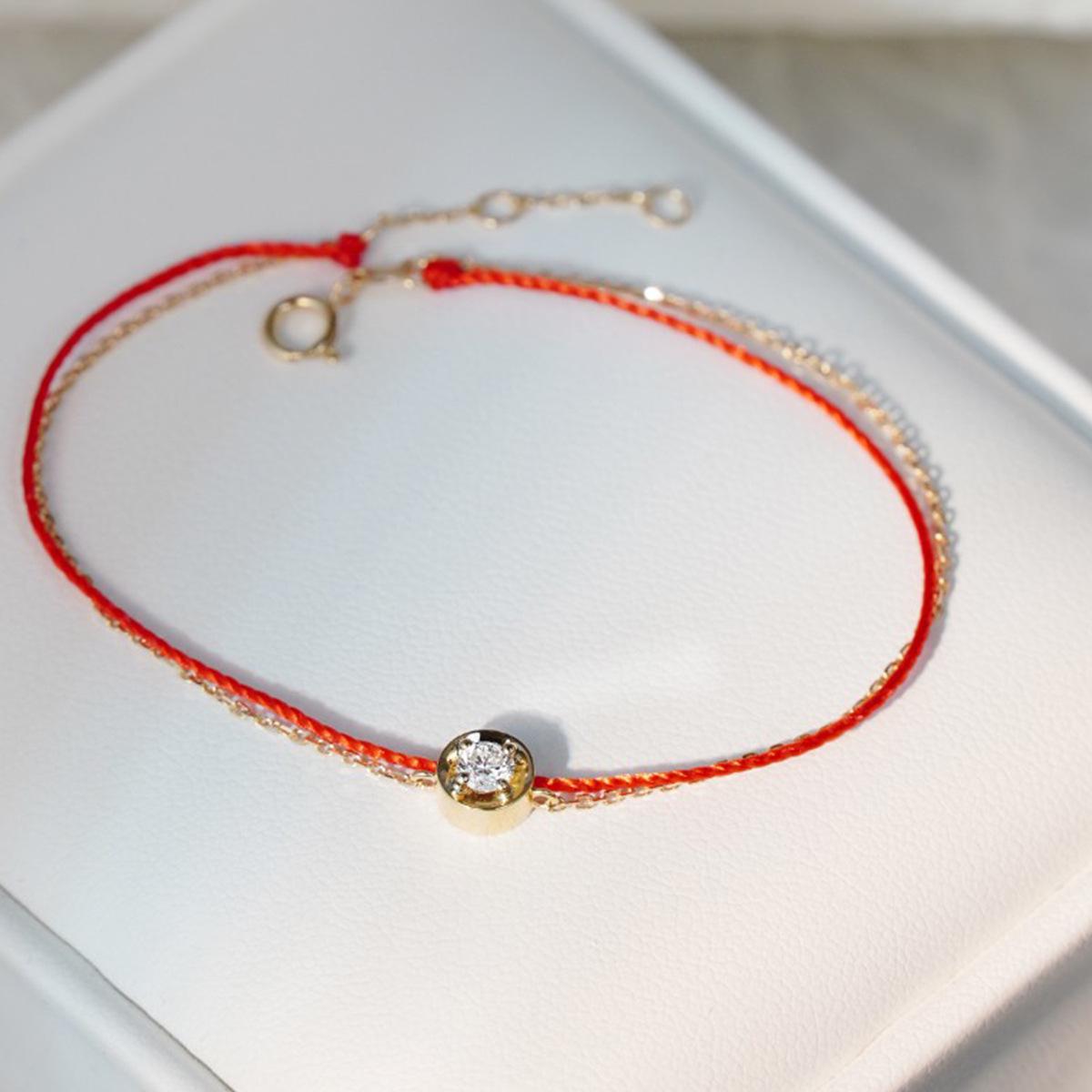 

Браслет из стерлингового серебра 925 пробы ручной работы с красным лосем: Универсальный, Модный, Легкая роскошь для повседневной носки. 925 Silver