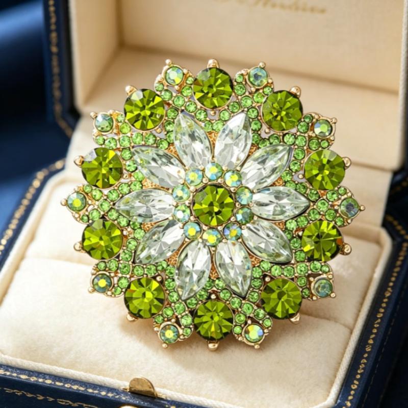 Sparkly Green Rhinestone Sunflower Brooch Luxury Flower Lapel Pin for Women Bridal Wedding Dinner Party Accessory