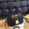 Borsa a Shopper da Donna Fashi con Pompon, Colore Unito in Ecopelle PU, Grande Capacità, Borsa a Mano da Donna, Borsa a Tracolla di Lusso Designer