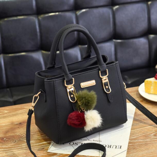 

Fashi Women Hairball Shopper Totes Solid Color PU Leather Large Capacity Handbag Ladies Luxury Designer Crossbody Shoulder Bag 23x14x18cm чёрный