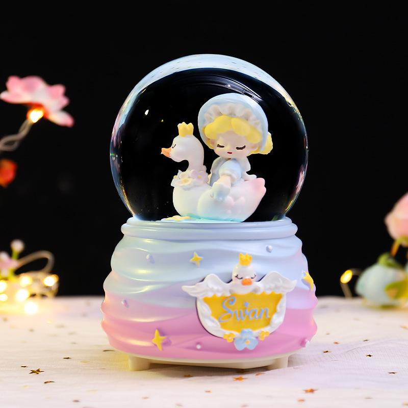Astronaut Crystal Ball Music Box Ornament - Student Snow Globe Birthday Gift