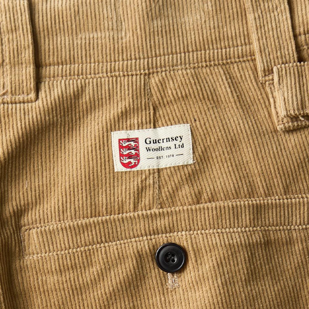 Geonjiulleunseu Corduroy Einfalten Weite Hose - Khaki