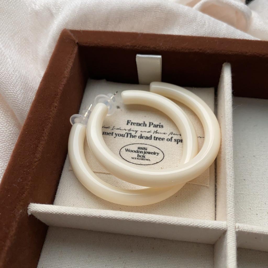 Medieval Hong Kong Style Fashion Daily Earrings Retro Niche Design Sense Niche Oval Niche French Design Earrings