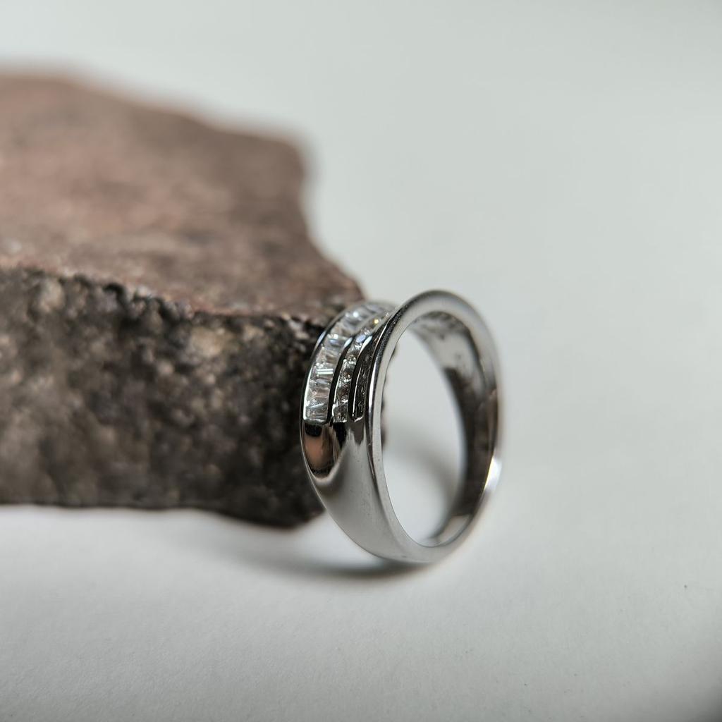 Silver Ring with Cubic Zirconia, Product Weight 4.16 G (2184423)
