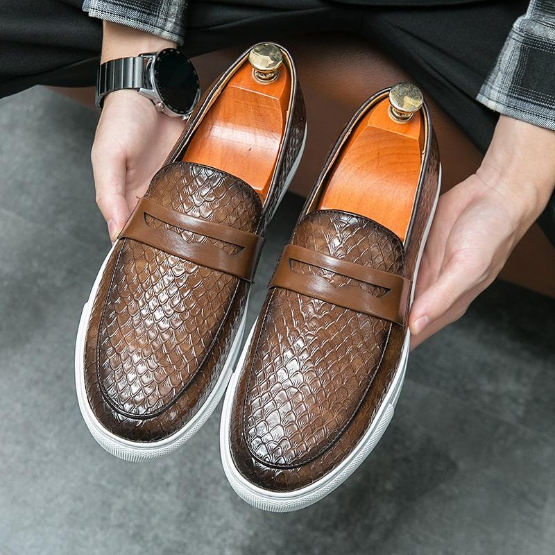 Trend New Men's Charm Crocodile Pattern Leather Leisure Shoes Male Comfortable Thick Bottom Penny Loafter Zapatos Hombre