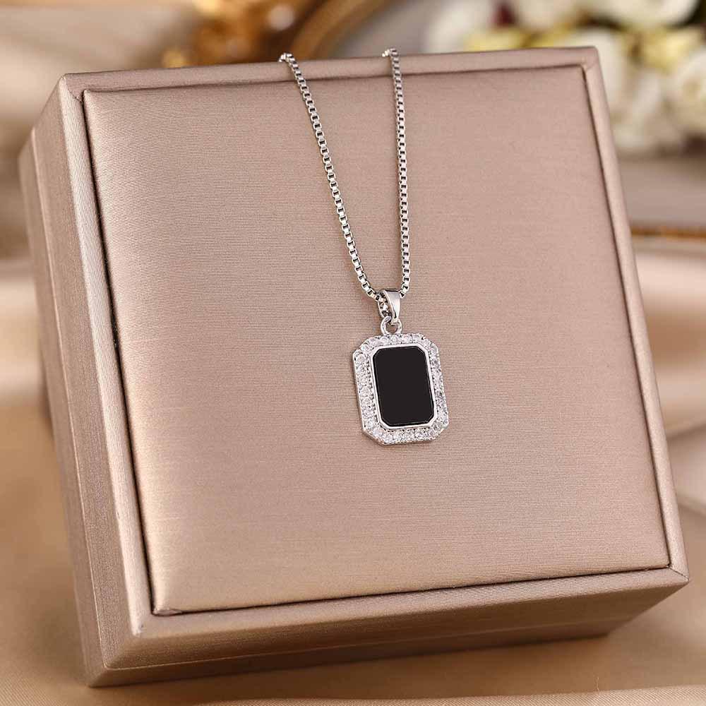 Women's Silver Titanium Steel Necklace with Micro-Inlaid Zircon - Elegant, Durable Clavicle Chain Jewelry
