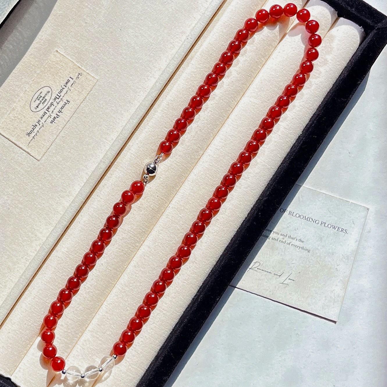 Autumn And Winter Lengthened 8Mm Natural Ice Pigeon Blood Red Chalcedony Agate White Crystal Collarbone Chain Necklace Neck Chain