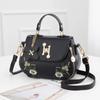 Luxury Brand Designer Women'S Handbag Large Capacity Embroidered Shoulder Bag Classic Retro Crossbody Bag Commuting Tote Bag