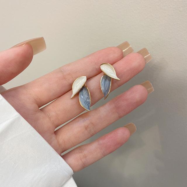 Koreanische Schlichte Muschel Kamelienrose Blume Ohrclips Ohrringe Kein Piercing Retro Kleine Gänseblümchenblume Clip-On Ohrringe Kein Gepierctes Ohr