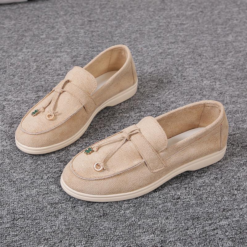 large size women's shoes 43 soft-soled loafers flat-soled casual Doudou shoes one-pedal lazy women's shoes