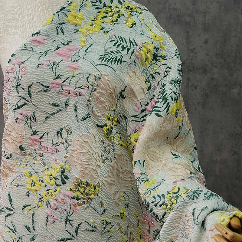 Floral Embossed Jacquard Fabric Palace Style High-quality Stunning Floral Design Yarn-dyed Fabric For Sewing Garments Dress