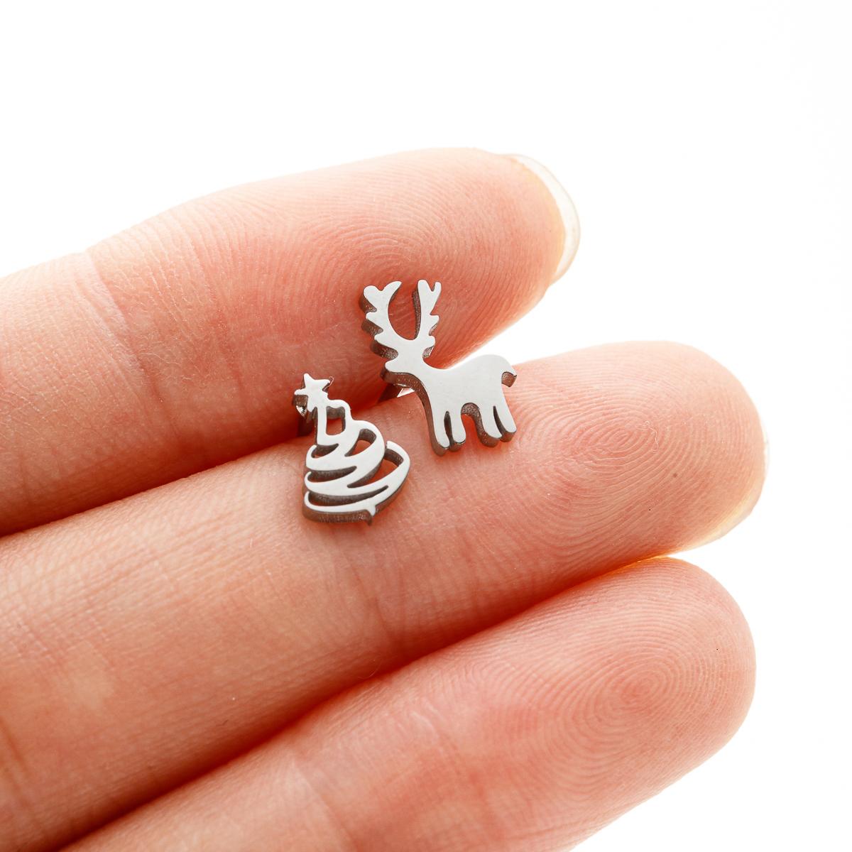 

Cute Small Elk Deer Christmas Tree Stud Earrings For Women Girls Piercing Ear Surgical Steel Asymmetric Earrings Zircon Gifts