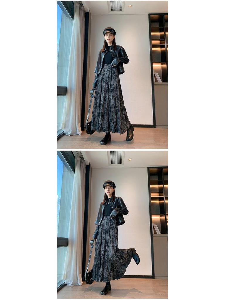 Women's Retro Tie-Dye Velvet Pleated Midi Skirt - Thickened A-line for Autumn/Winter, High Waist, Drapey, Long Skirt