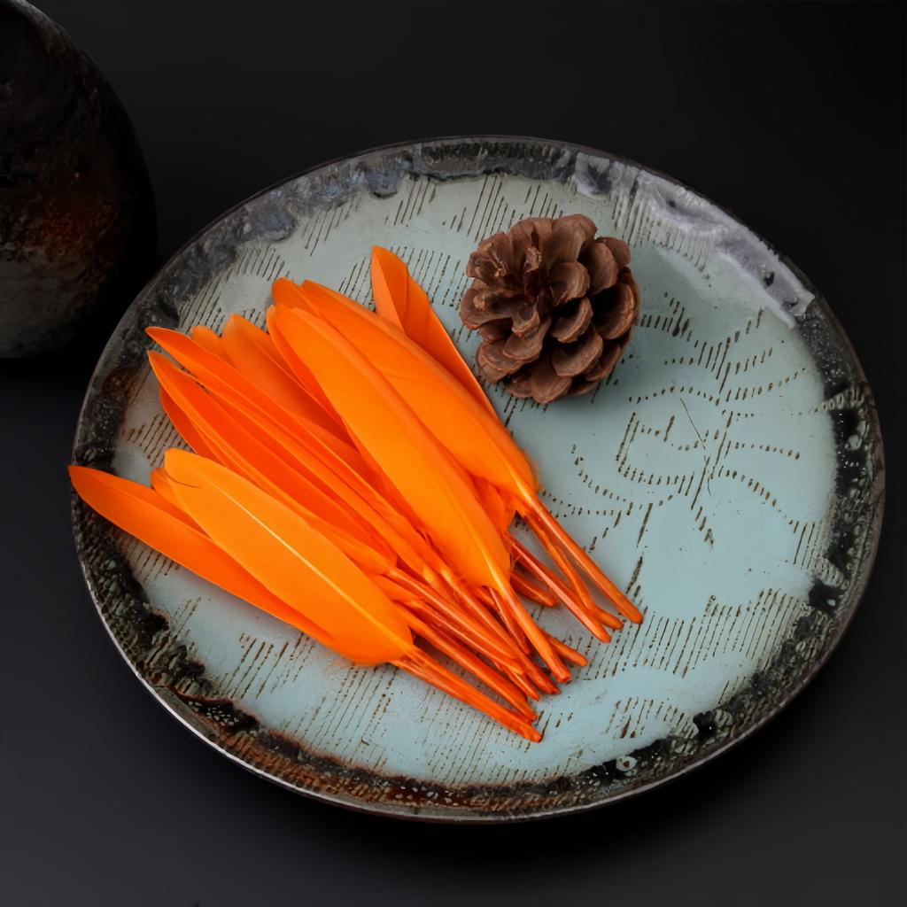 100Pcs Blue Goose Feathers 10-15cm Natural Dyed Feather for Wedding Decoration Party DIY Crafts Halloween Costume Supplies