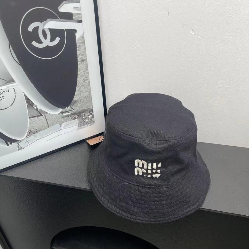 M7S Women's Double-Sided Fisherman Bucket Hat with UV Protection - Fashionable Sunshade & Face-Covering Hat.