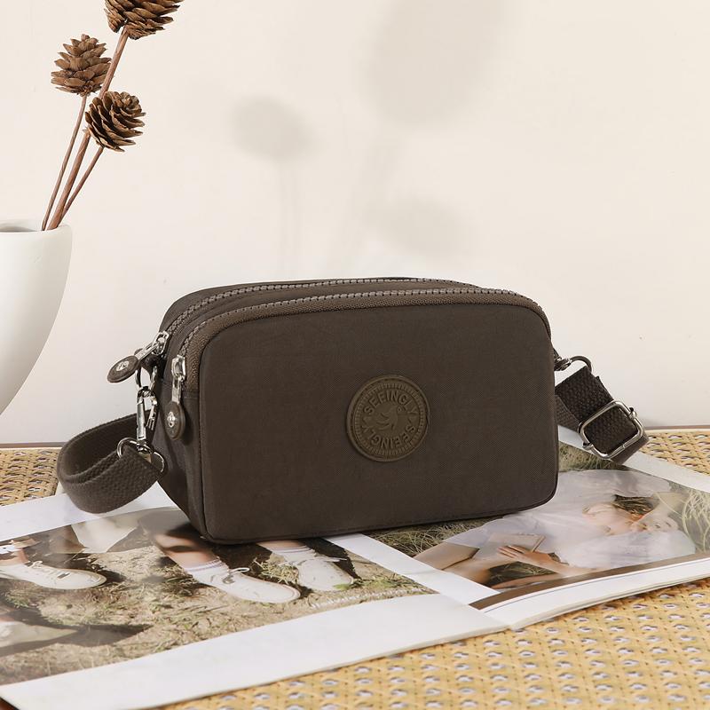 Portamonete in Nylon Leggero Grande Capacità Piccola Borsa Quadrata da Donna Borsa a Tracolla