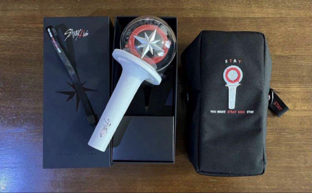 

[USED] straykids penlight ver.2 + penlight pouch