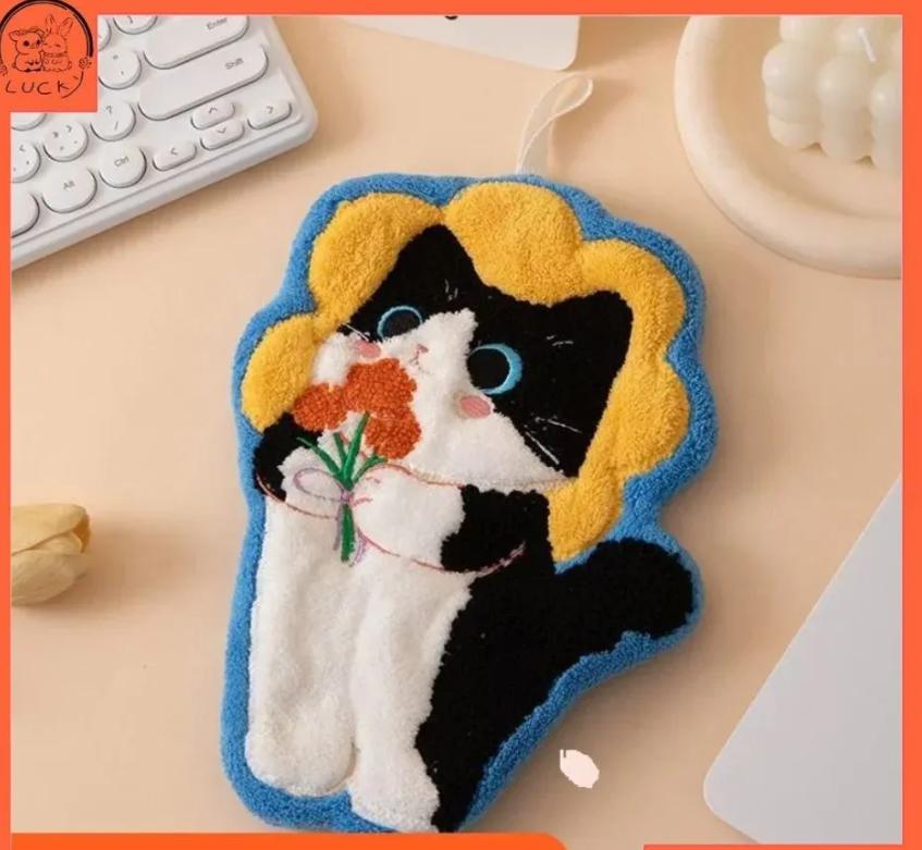 

Hand Towel One Size