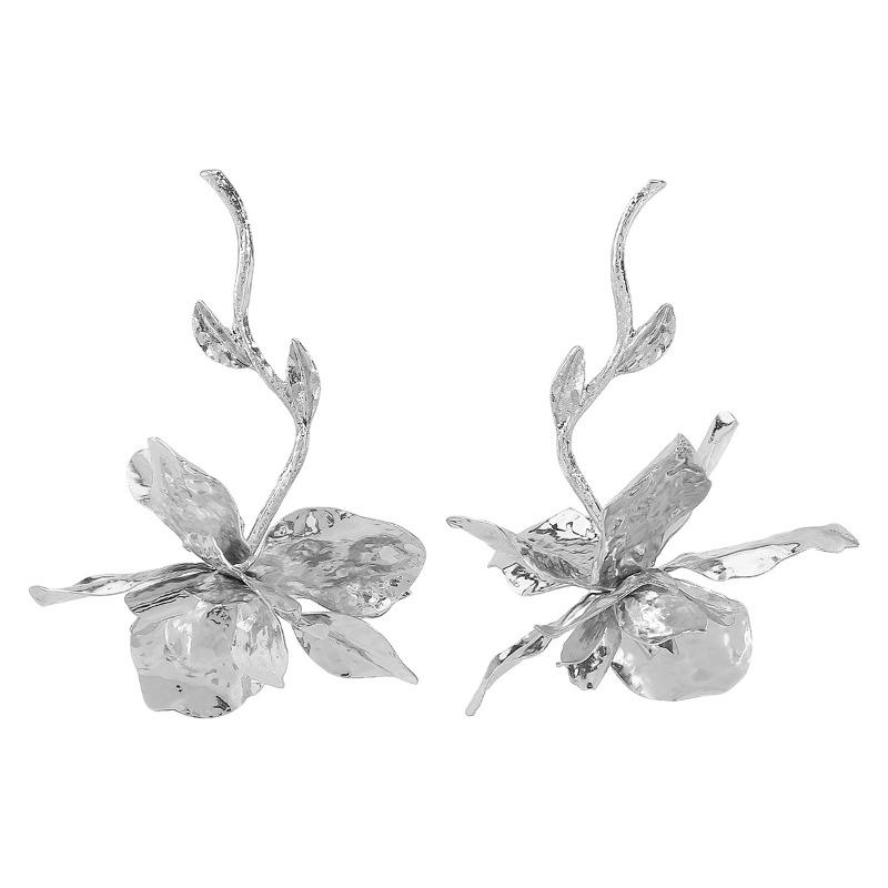 Retro Style Earrings Women's Creative Metal Flower Earrings, Leaf High-end Earrings