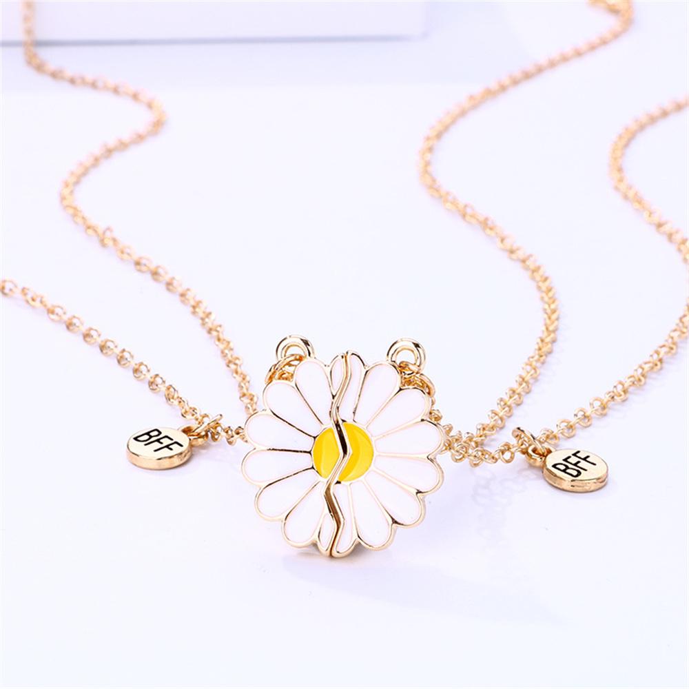 2pc Daisy BFF Necklace with Magnetism for Kids Elegant Flower Pendant Sister Necklace Girlfriend Gift DIY Women Fine Jewelry