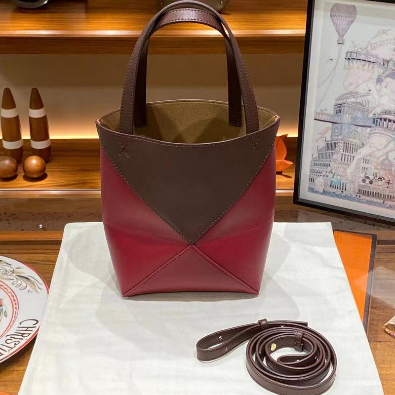 2026 New Genuine Leather Women's Bag Deformation Geometric Splicing Folding Tote Single Shoulder Diagonal Cross Trendy Manufacturer