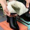 Damskor 2025 Äkta Läder Vinterstövlar med Spetsig Tå och Varm Lammullsfoder