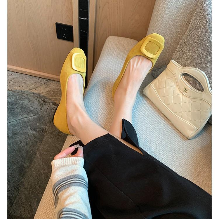 Grape Mother Has the Same Temperament, Round Head Square Buckle, Shallow Mouth Suede, Versatile Flat-soled Single Shoes, Lazy Person with One Foot, M