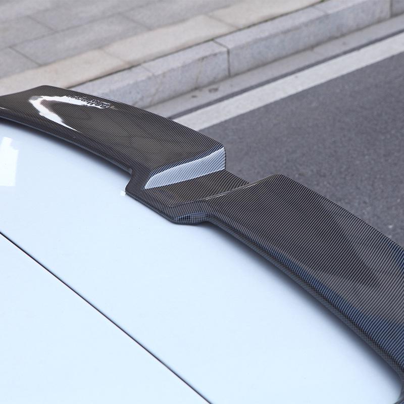 Golf 8 Rear Wing: Easy Installation, Non-Destructive Car Accessory with Quality Guarantee