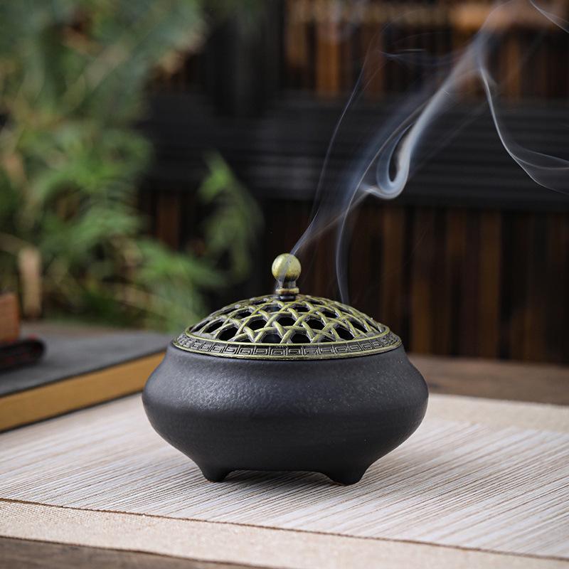 Celadon Ceramic Incense Burner - Antique Style, Small Size, Ice Crack Kiln, Sandalwood Incense Holder.