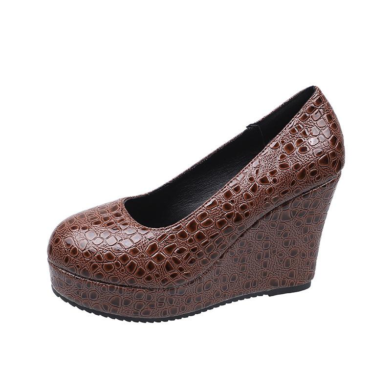 

Туфли женские весенние большого размера на танкетке, с принтом под змеиную кожу, на толстой подошве, на высоком каблуке, с круглым носком, очень удобные 39 коричневый