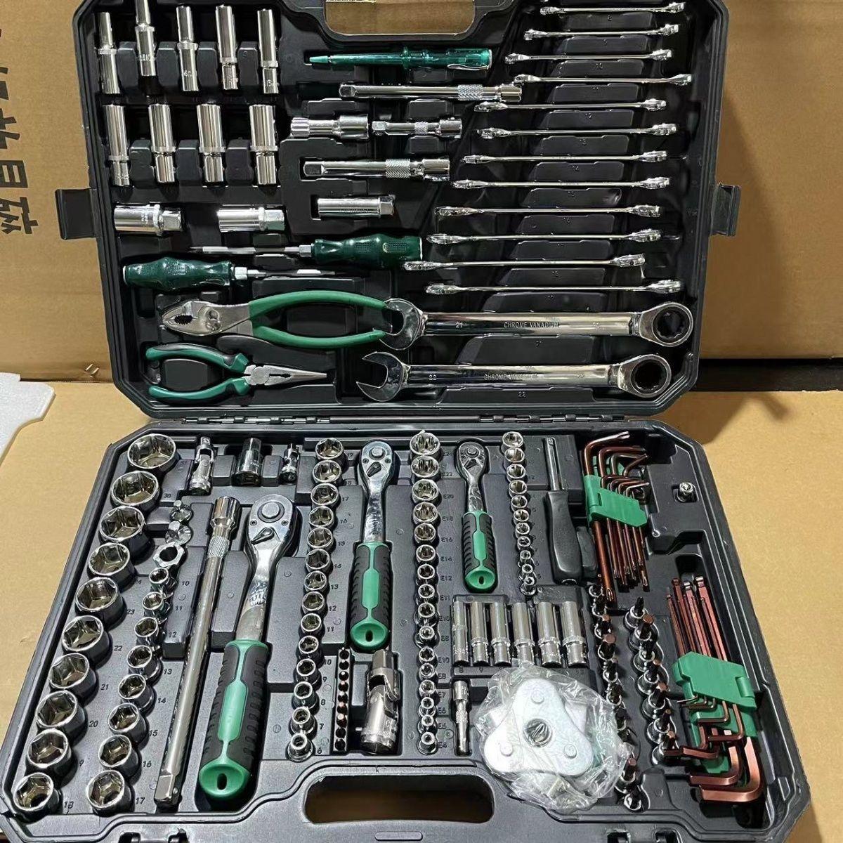 121-Piece Car Maintenance Repair Tool Set with Socket and Wrench Combination 32-Piece 24-Tooth Standard Auto Repair