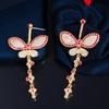 Boucles d'oreilles pendantes en forme de papillon WWJ avec zircone cubique multicolore