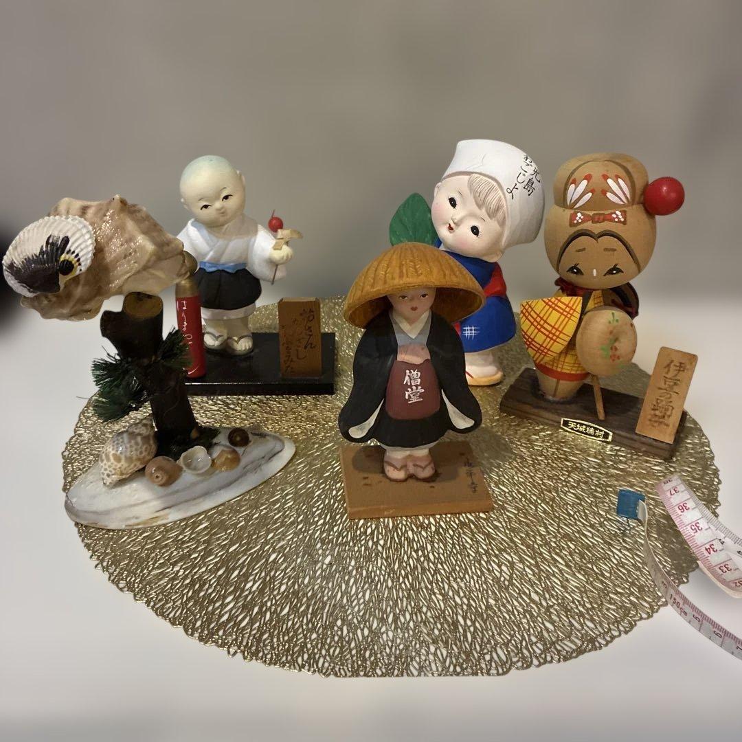 Set 5 Showa Retro Figurines