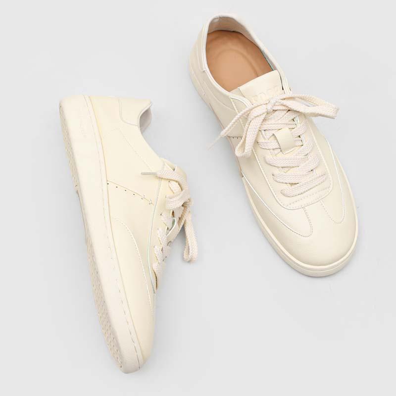Summer Commuting Breathable Versatile Trendy Flat-Bottomed Explosive Casual Shoes Male Student Version Shoes Men'S Board Shoes White Shoes