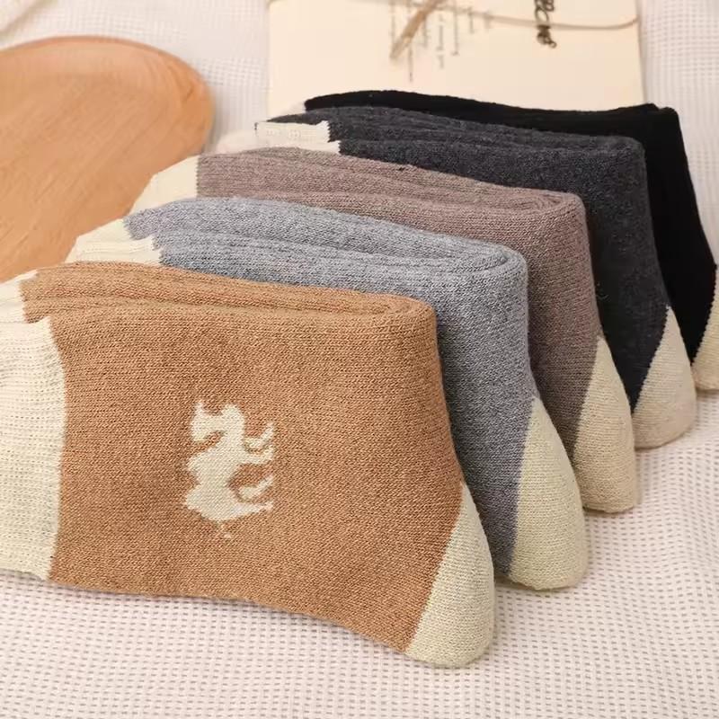 

5 Pairs Lot Winter Wool Socks Male Men s Super Thicker Solid Merino Plush Women s Socks Against Cold Snow Terry Warm Socks One Size