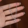 Elegantes Stern- und Mondhalsband für Damen: Luxuriöse Schlüsselbein-Kette, Vielseitiges und Modisches Geschenk für die Freundin