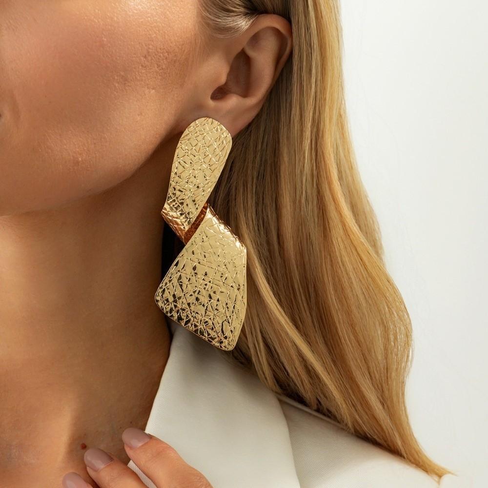 Geometric Twisted Pendant Earring Irregular Ear Ring New Big Drop Earrings  Women Jewelry Accessory