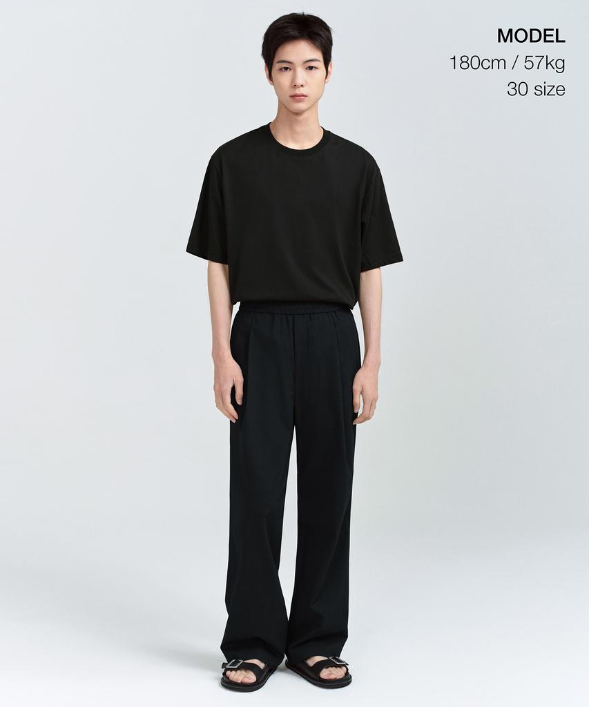 MUSINSA STANDARD [Cooltandard] One-Pleat Wide Elastic Waist Slacks [Black]
