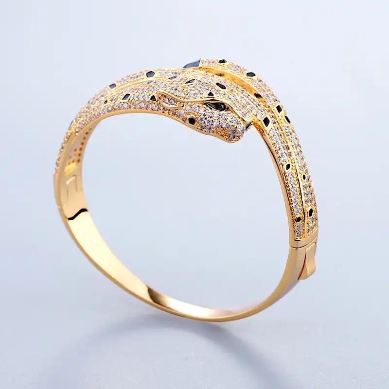Neues Vintage Drei-Ring Vollkleber Gepunktetes Leopard Armband